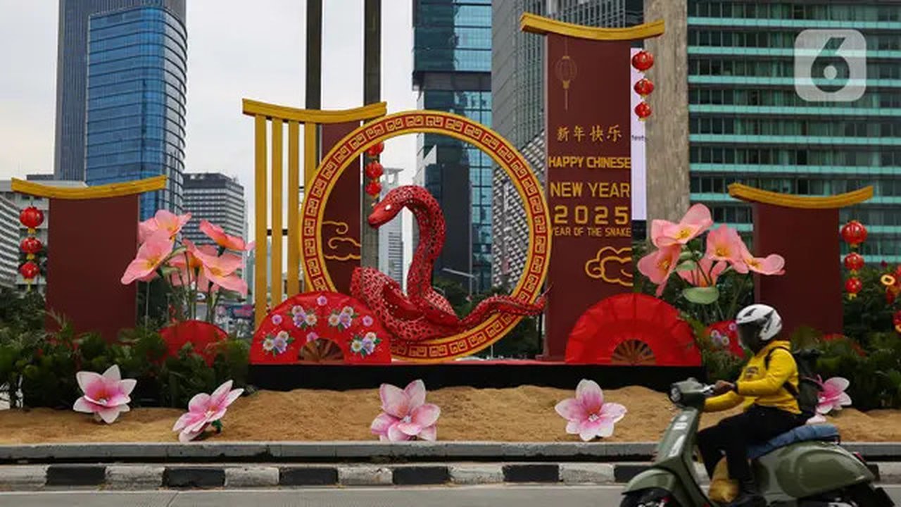 Diketahui, Tahun Baru Imlek 2576 Kongzili merupakan tahun shio ular dengan elemen kayu. (Liputan6.com/Angga Yuniar)