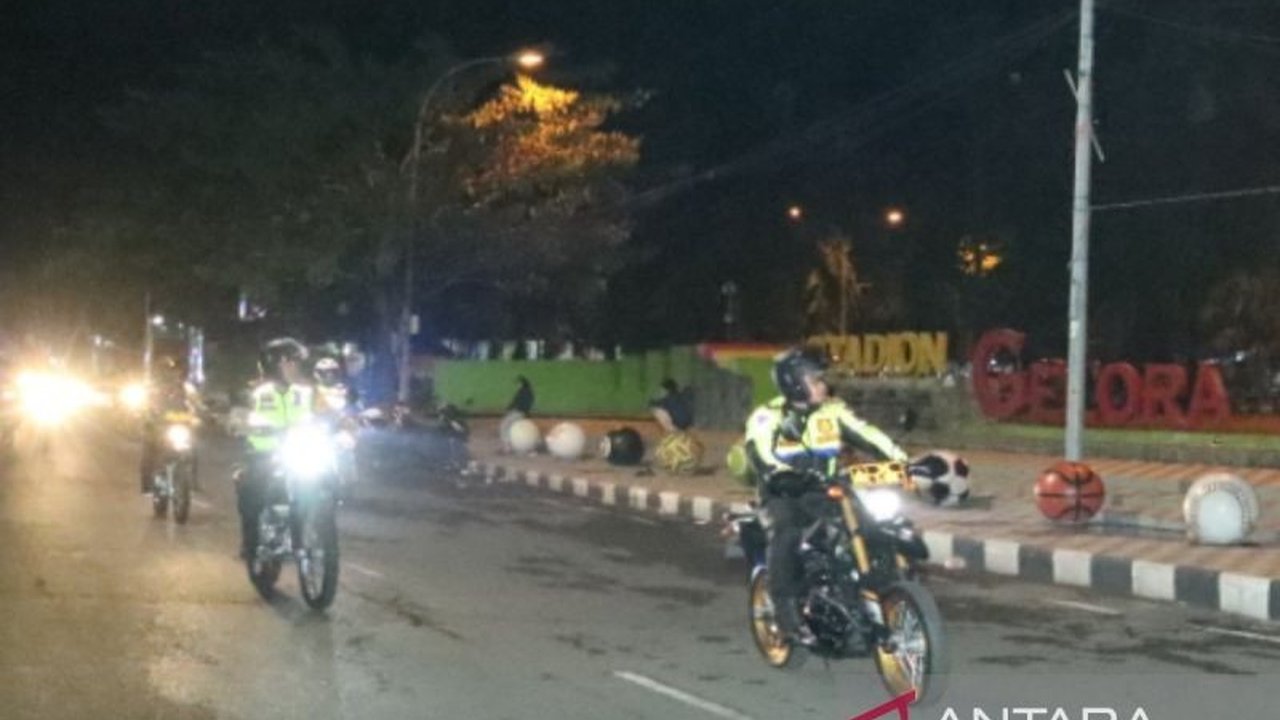 Polres Bangkalan meningkatkan patroli gabungan di lokasi vital selama libur Imlek dan Isra Miraj guna menjaga keamanan dan ketertiban masyarakat di Bangkalan, Jawa Timur.