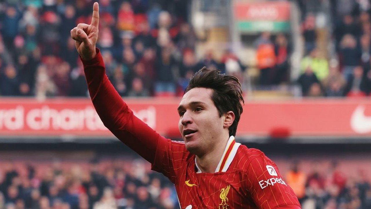 Federico Chiesa Siap Dicetak Jadi Calon Pengganti Mohamed Salah di Liverpool?