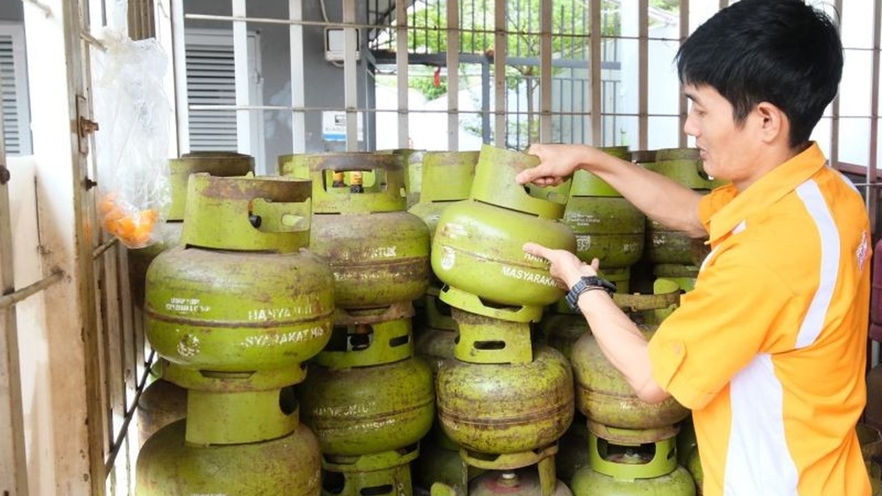 Pertamina menambah penyaluran 711.800 tabung LPG 3 kg bersubsidi di Jakarta selama libur panjang Isra Miraj dan Imlek untuk memastikan ketersediaan gas bagi masyarakat.