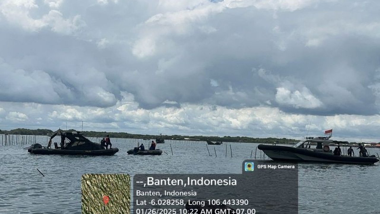 Polda Banten Awasi Pembongkaran Pagar Laut di Tangerang