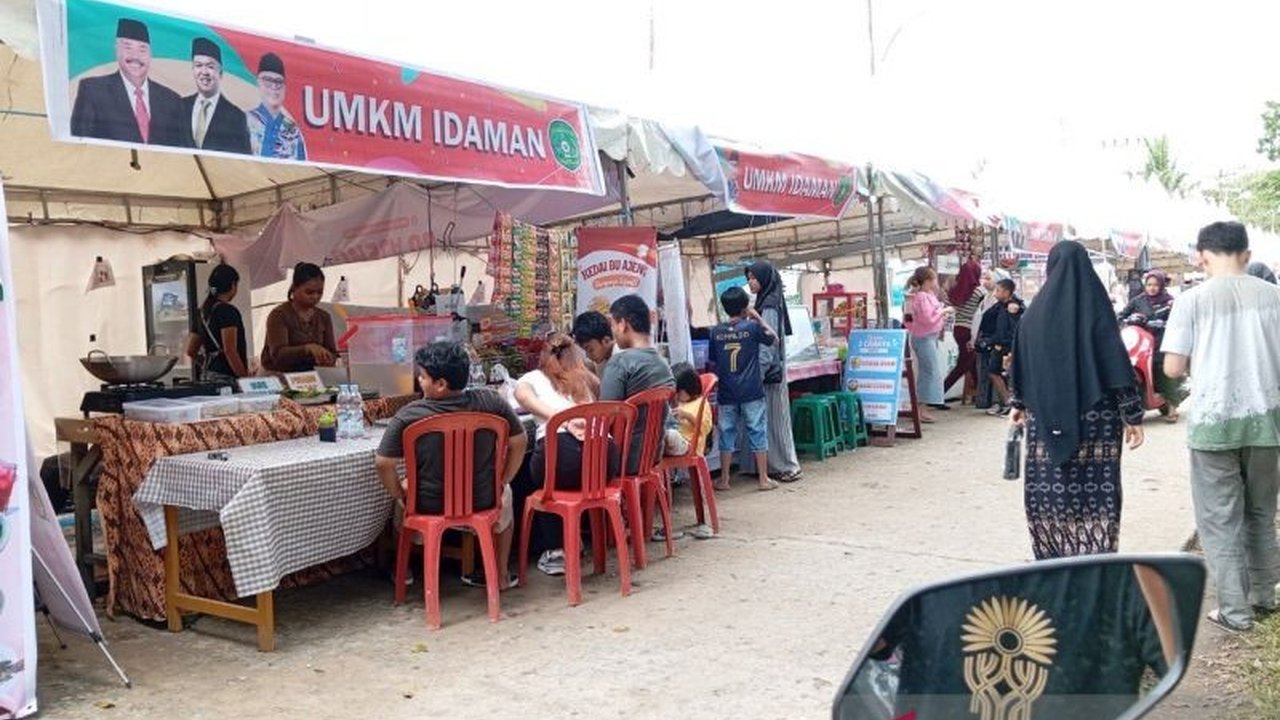 Expo Merah Putih Sangasanga di Kutai Kartanegara, Kalimantan Timur, melibatkan 159 UMKM dan 32 OPD untuk memperingati perjuangan rakyat mempertahankan Merah Putih sekaligus mendorong perekonomian lokal.