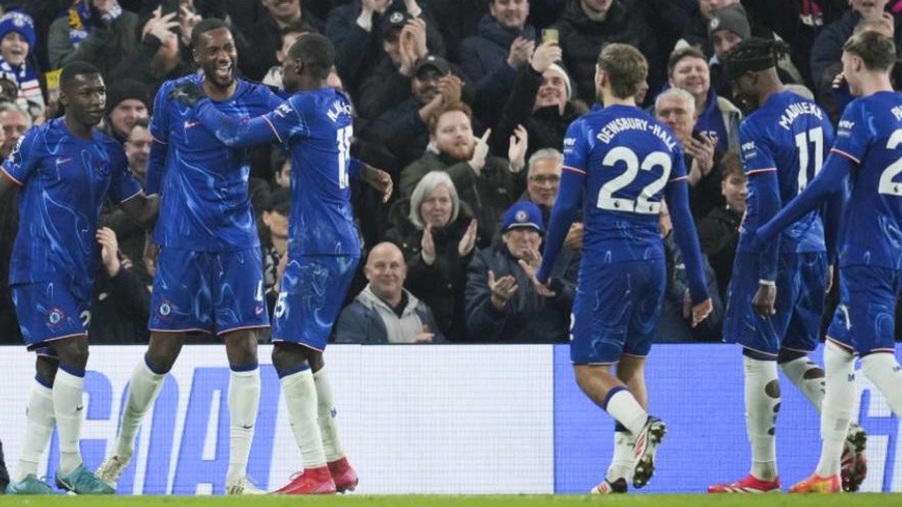 Chelsea Bersaing Dengan Liverpool Untuk Angkut Bek Slavia Praha