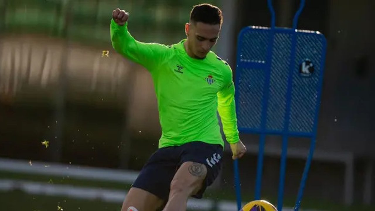 Antony sudah gabung Real Betis di La Liga. (Bola.com/X Real Betis Balompie)