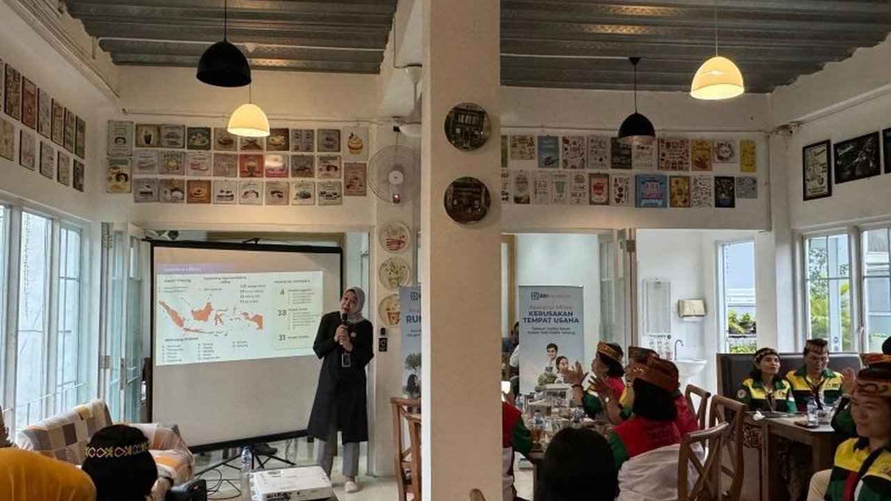 BRI Insurance Edukasi Perempuan Dayak tentang Manfaat Asuransi