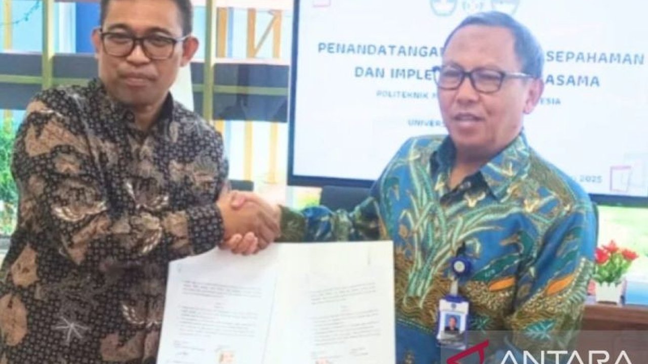 Universitas Pattimura (Unpatti) dan Politeknik Maritim Negeri Indonesia (Polimarin) resmi menjalin kerja sama untuk memajukan sektor maritim di Maluku, dengan fokus pada pengembangan sumber daya manusia dan riset inovasi.