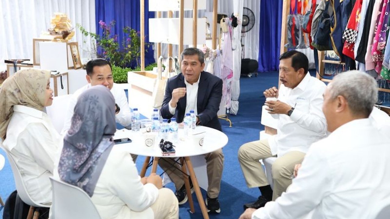 Pelindo membuka gerai Local Pride Spot baru di Terminal Penumpang Tanjung Priok pada Maret 2025 untuk mendukung pertumbuhan usaha mikro, kecil, dan menengah (UMKM) di Indonesia, setelah sukses dengan gerai pertama di Pelindo Tower.