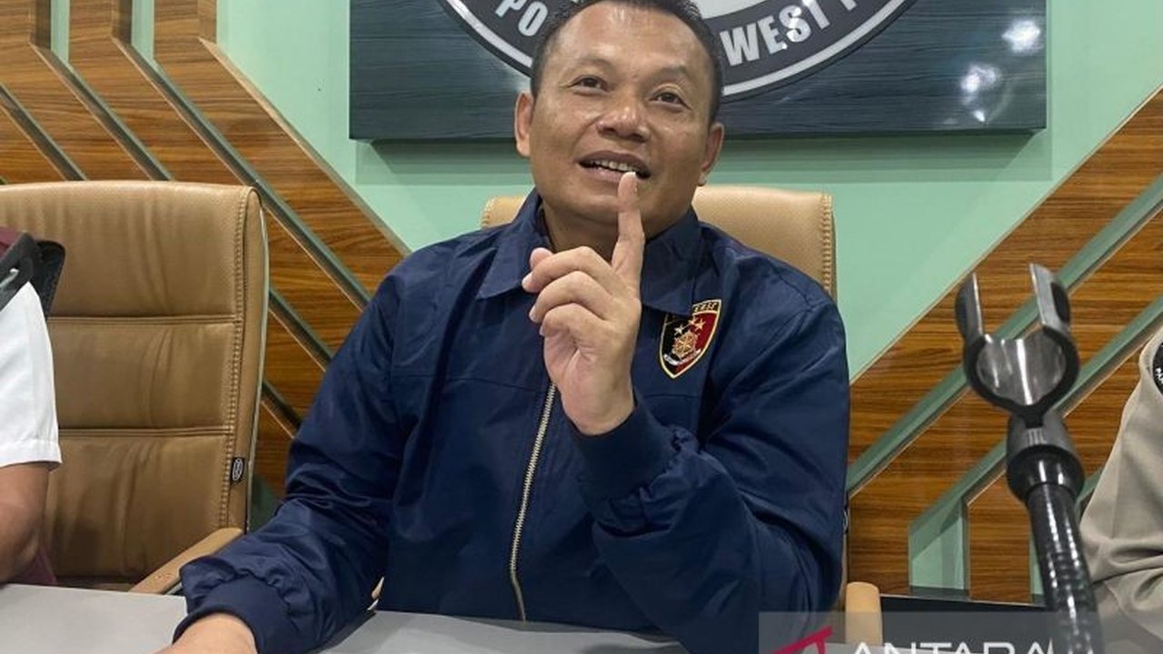 Polda Sulawesi Tenggara menangkap AC (24), seorang petani yang diduga sebagai pengedar sabu jaringan Lapas, dengan barang bukti 19,6 gram sabu yang diperoleh melalui sistem tempel.