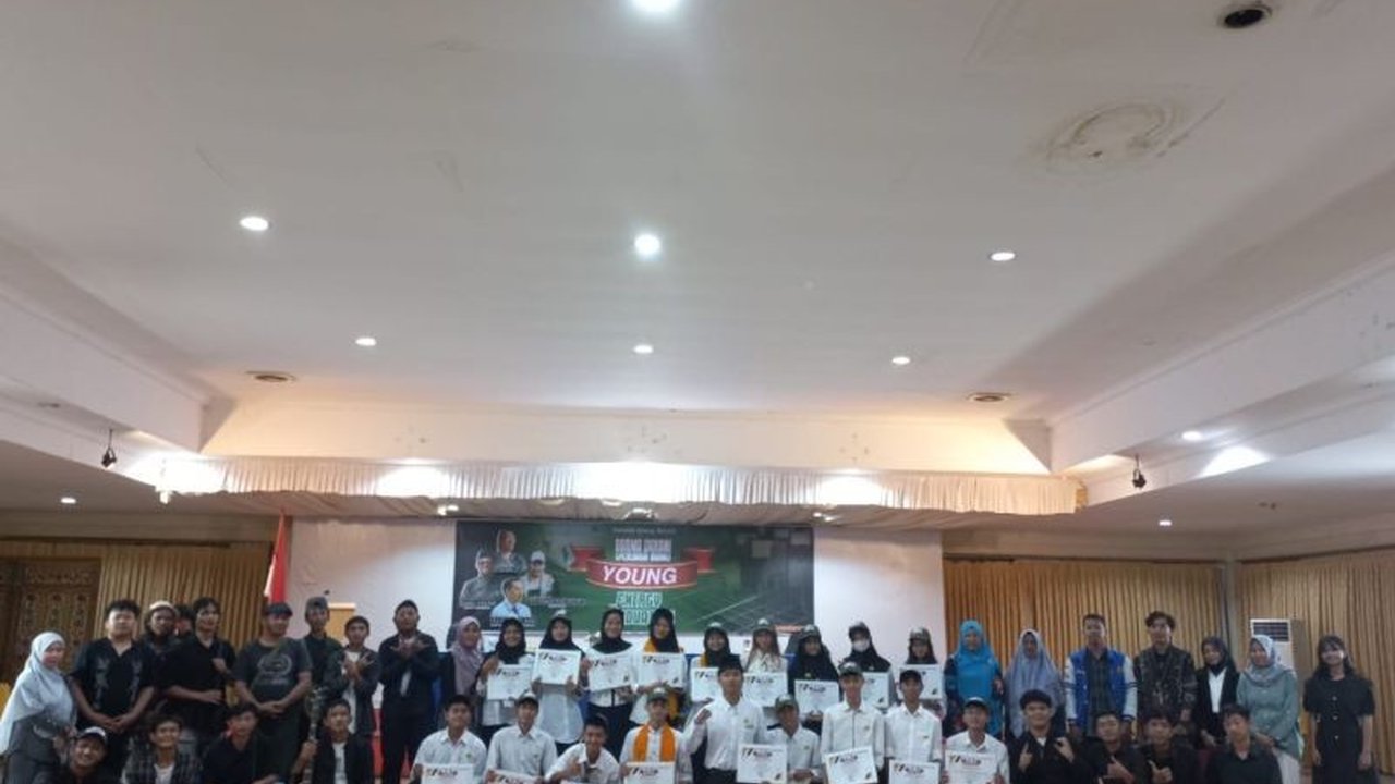 Kanopi Hijau Indonesia akan menggelar Sekolah Energi Bersih (SEB) jilid III pada Februari atau Maret 2025 di Bengkulu, melibatkan pelajar, mahasiswa, dan masyarakat untuk mendorong transisi energi bersih.