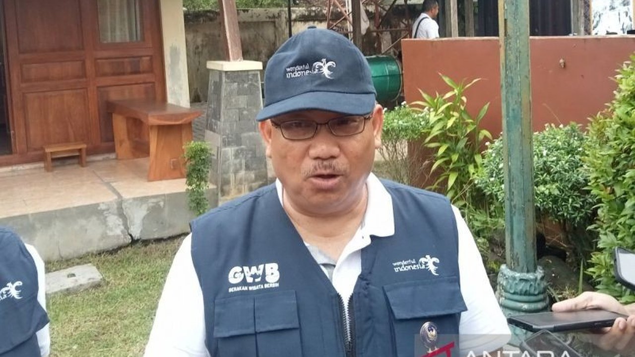 Kementerian Pariwisata menyebut pengelolaan pariwisata di Yogyakarta, khususnya Bantul, sebagai contoh baik bagi daerah lain dalam mengelola potensi wisata, ditandai dengan peningkatan peringkat Indonesia dalam Travel and Tourism Development Index dan pen