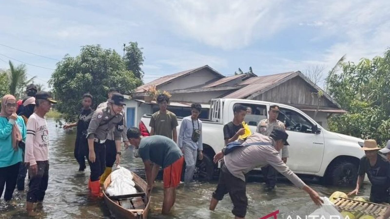 Banjir Tanah Laut: Polres Siaga Evakuasi Ratusan Warga di Empat Kecamatan