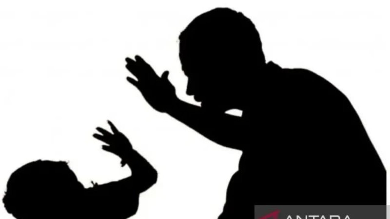 Polres Nias Selatan menetapkan seorang perempuan sebagai tersangka atas dugaan penganiayaan terhadap anak perempuan berusia 10 tahun, setelah video korban beredar luas di media sosial.