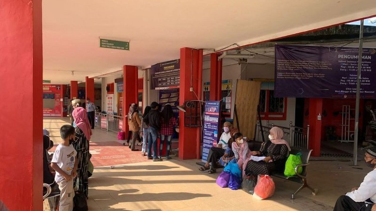 Lembaga Pemasyarakatan Kelas IIA Jambi meningkatkan pelayanan dan fasilitas bagi pengunjung disabilitas, termasuk jalur khusus dan fasilitas bermain anak, guna mewujudkan pelayanan publik berbasis HAM dan mendukung Zona Integritas.