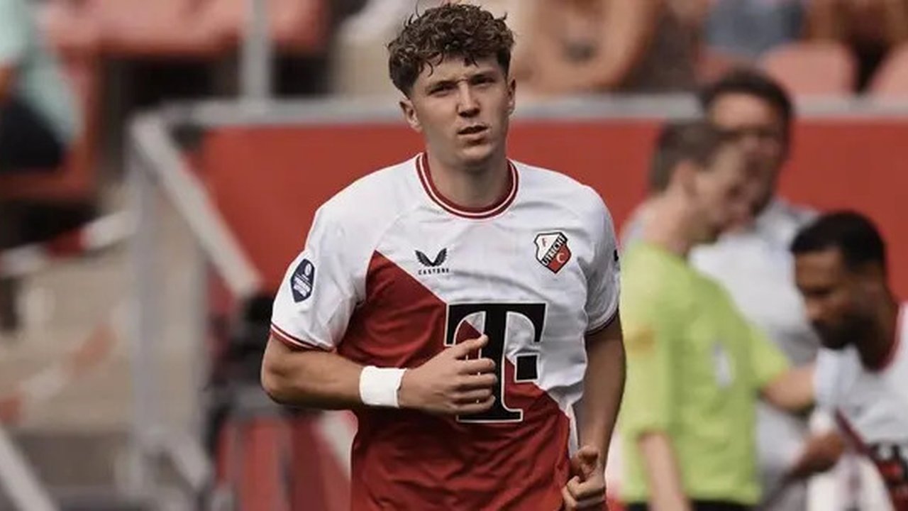 Bomber FC Utrecht keturunan Indonesia, Ole Romeny. (Bola.com/Dok.Instagram Ole Romeny).