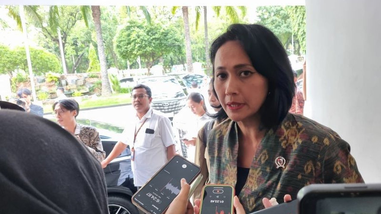 PMI Harus Berangkat Secara Resmi: Wamen P2MI Tekankan Pencegahan Risiko