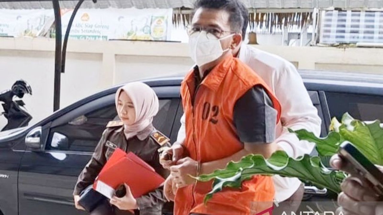 Pengadilan Tipikor Banjarmasin menggelar sidang perdana terhadap Akhmad Maulid Alfath, terdakwa kasus korupsi pembiayaan bank yang merugikan negara sebesar Rp5,2 miliar.