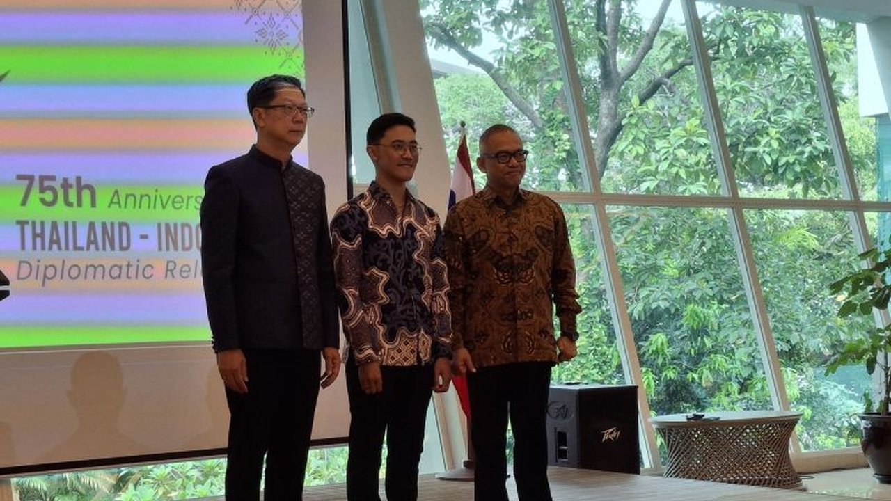 Indonesia dan Thailand sepakat meningkatkan kerja sama untuk menciptakan stabilitas regional, khususnya di ASEAN,  yang mencakup perdagangan, investasi, dan ketahanan pangan, dalam rangka memperingati 75 tahun hubungan diplomatik kedua negara.