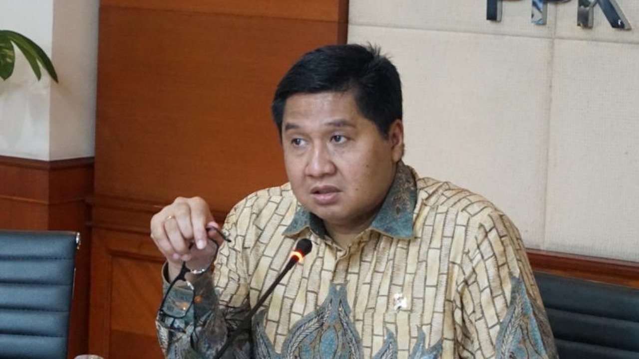 Menteri PUPR menargetkan revitalisasi Wisma Atlet Kemayoran selesai April 2025, dengan 3 tower di Blok C2 Pademangan telah rampung 100 persen dan siap digunakan.