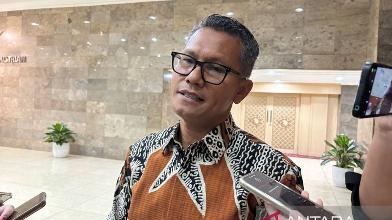 Kenaikan Harga Gas Bumi Tertentu (HGBT) dari US$6 menjadi US$7 per MMBTU dinilai tak signifikan bagi industri, yang lebih memprioritaskan stabilitas pasokan dan harga.