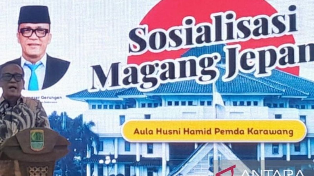 Wakil Menteri Ketenagakerjaan (Wamenaker) Immanuel Ebenezer Gerungan, dalam sosialisasi di Karawang, Jawa Barat, menekankan pentingnya program magang ke Jepang untuk meningkatkan daya saing pekerja muda Indonesia dan berkontribusi pada perekonomian lokal.