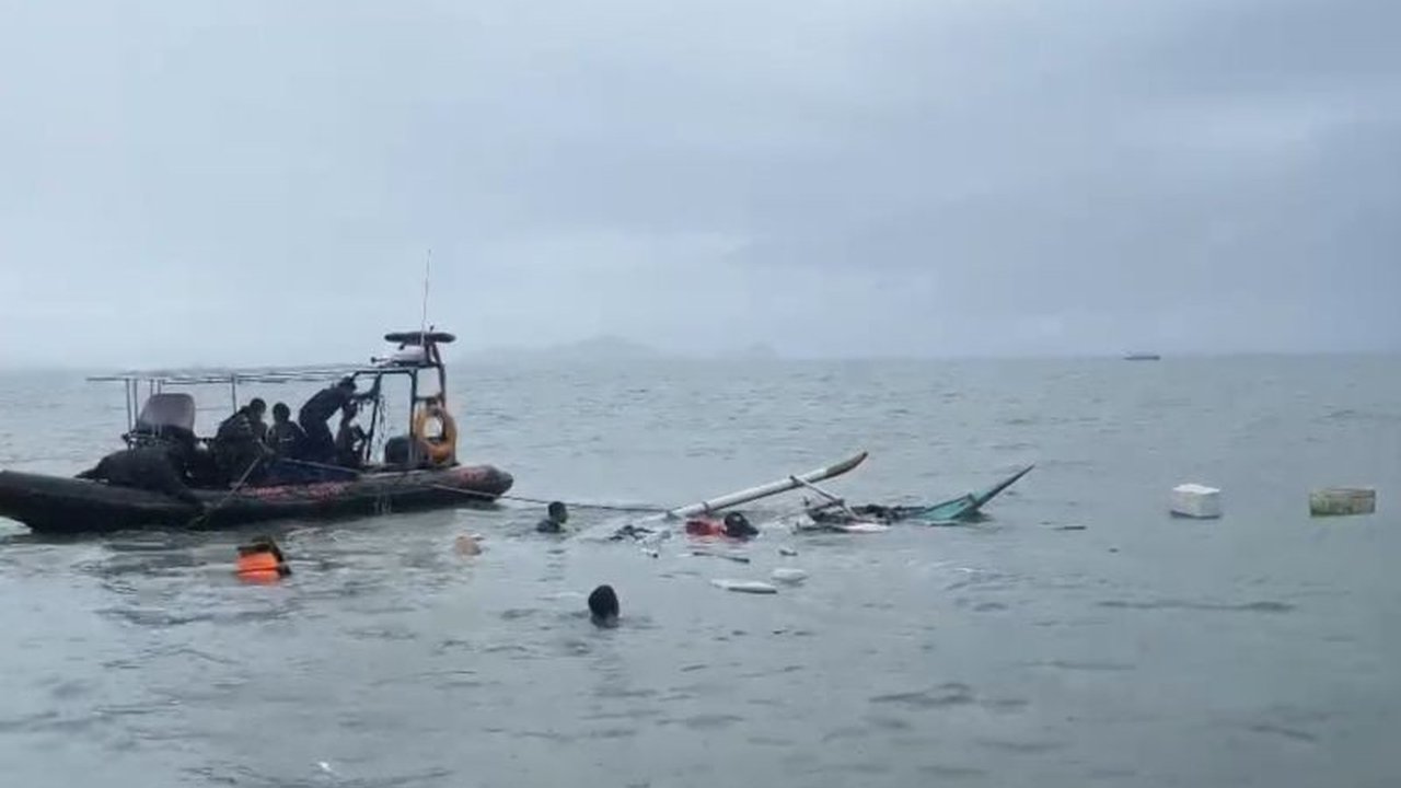 Nelayan Selamat dari Tenggelam di Labuan Bajo Akibat Cuaca Ekstrem
