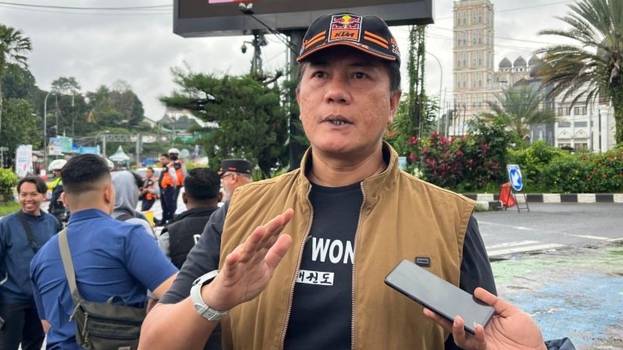 Kabupaten Bogor dibanjiri 1,6 juta wisatawan selama libur Isra Miraj dan Imlek 2025, dengan Puncak sebagai destinasi terpopuler, menandakan pemulihan sektor pariwisata pasca-pandemi.