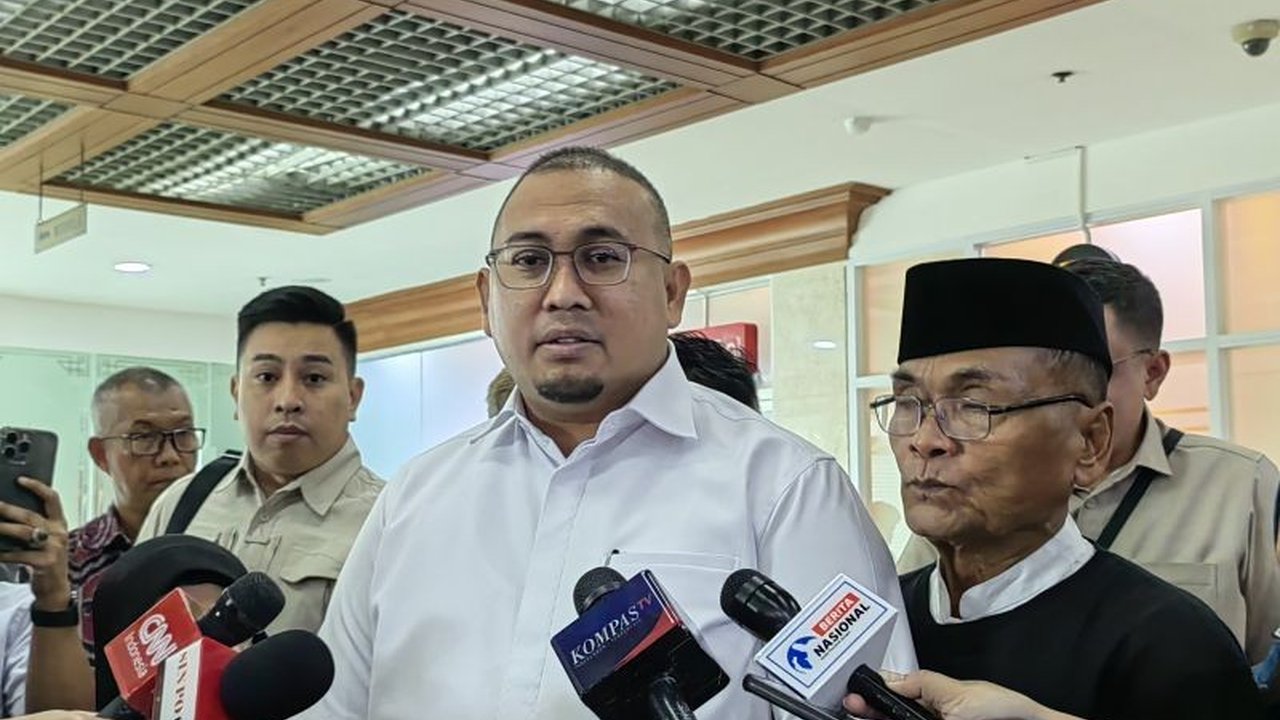 Anggota DPR Andre Rosiade mengapresiasi Komisi III DPR yang telah memberikan perhatian serius terhadap kasus kematian misterius Rahmat Vaisandri, seorang sopir bus AKAP asal Sumatera Barat, mendorong investigasi menyeluruh dan evaluasi kinerja pihak kepol