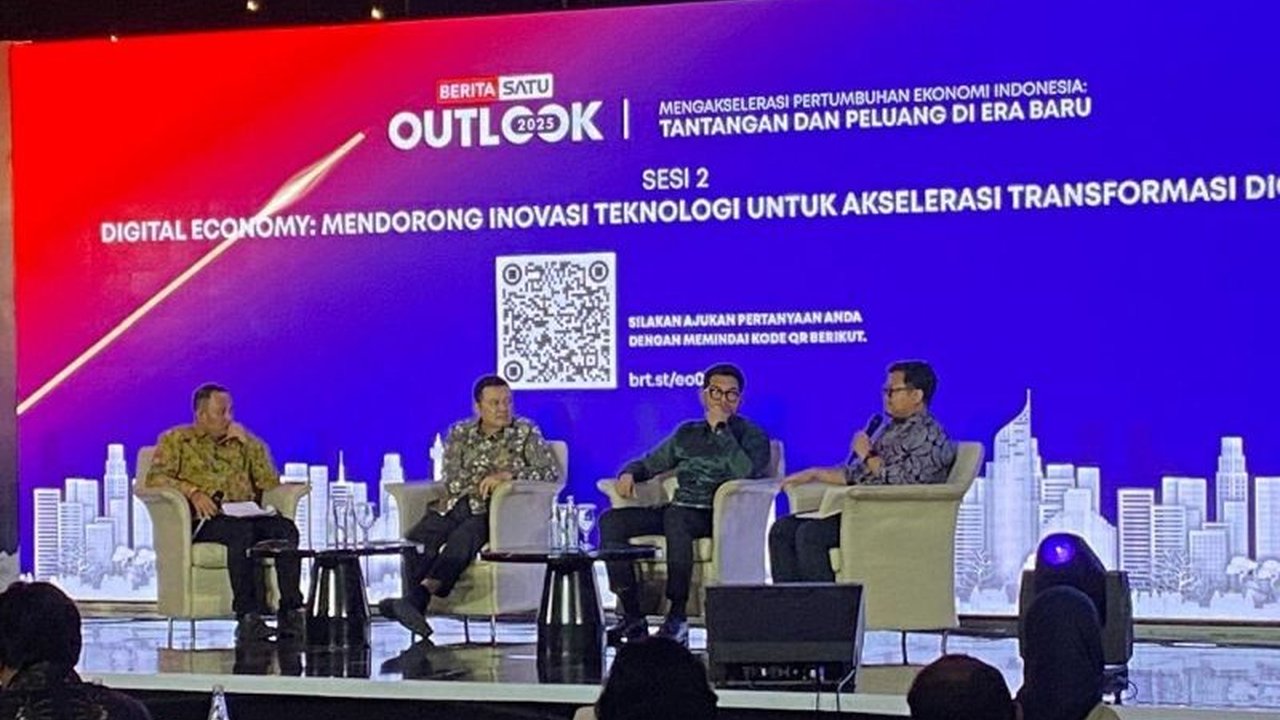 Ekonom Nailul Huda menekankan pentingnya peningkatan kualitas SDM untuk menarik investasi di sektor ekonomi digital Indonesia yang potensinya mencapai US$200 miliar pada 2030, meskipun investasi startup digital tengah menurun.