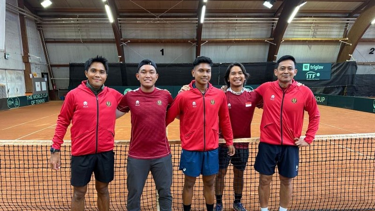 Tim Piala Davis Indonesia beradaptasi dengan cuaca dingin Slovenia yang mencapai 0 derajat Celcius untuk menghadapi babak Play Off Grup Dunia II melawan tuan rumah pada 1-2 Februari.