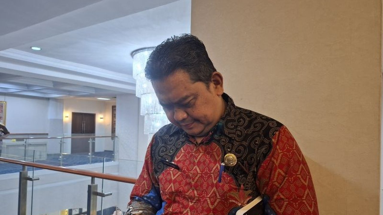 Disnakkeswan Lampung meningkatkan pengawasan lalu lintas ternak untuk mencegah penyebaran penyakit mulut dan kuku (PMK), setelah sebelumnya berhasil mengatasi kasus PMK di daerah tersebut.