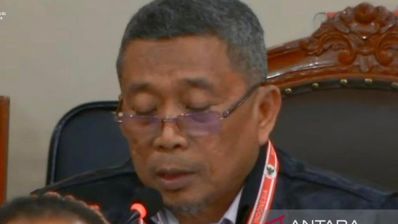 KPU Papua Barat Daya meminta Mahkamah Konstitusi menolak gugatan hasil Pilkada 2024 dari pasangan calon Abdul Faris Umlati dan Petrus Kasihiw, karena menilai seluruh dalil yang diajukan tidak berdasar dan keliru.