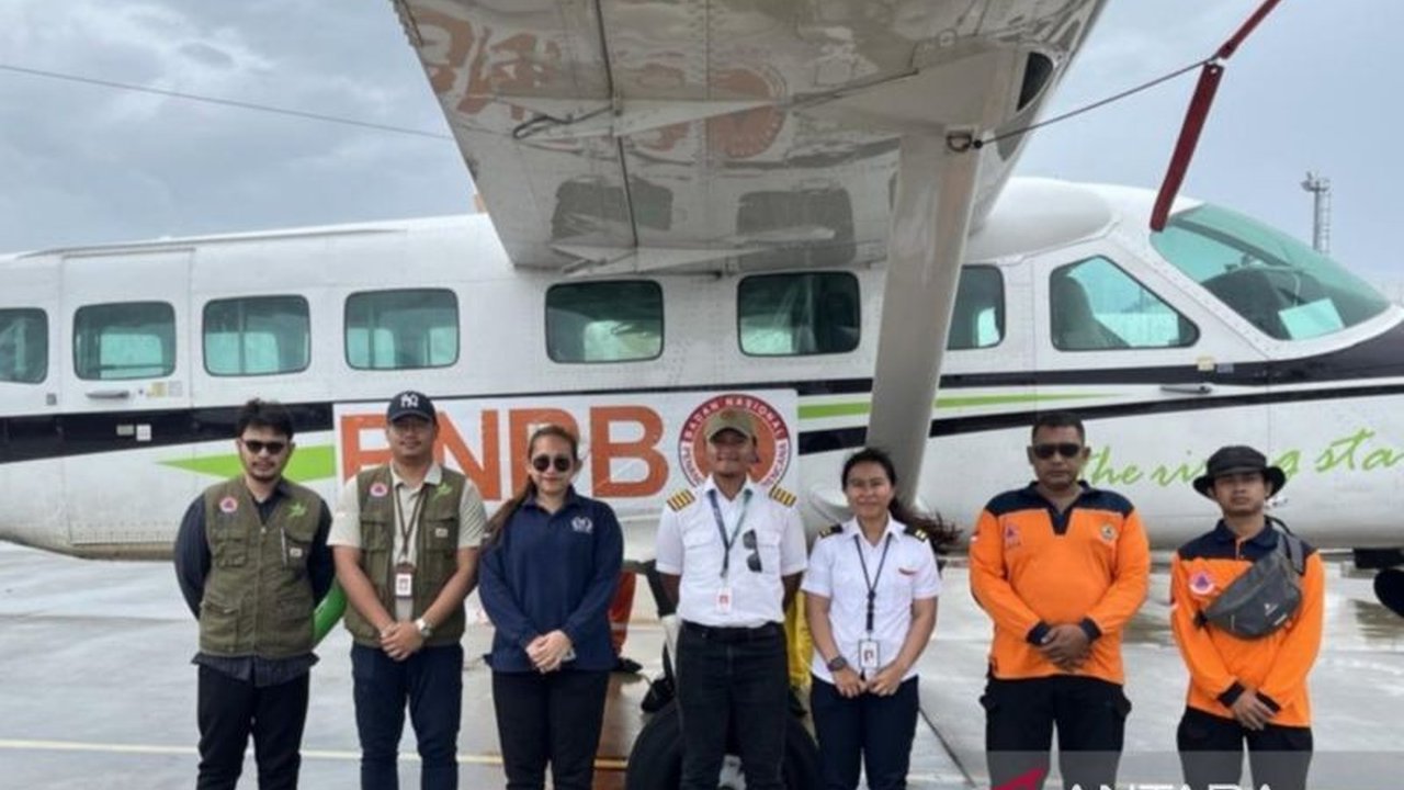 BNPB menebar satu ton garam ke langit Kalimantan Selatan untuk mengurangi potensi hujan deras dan mencegah bencana banjir serta tanah longsor yang dipicu oleh fenomena MJO dan gelombang Rossby.