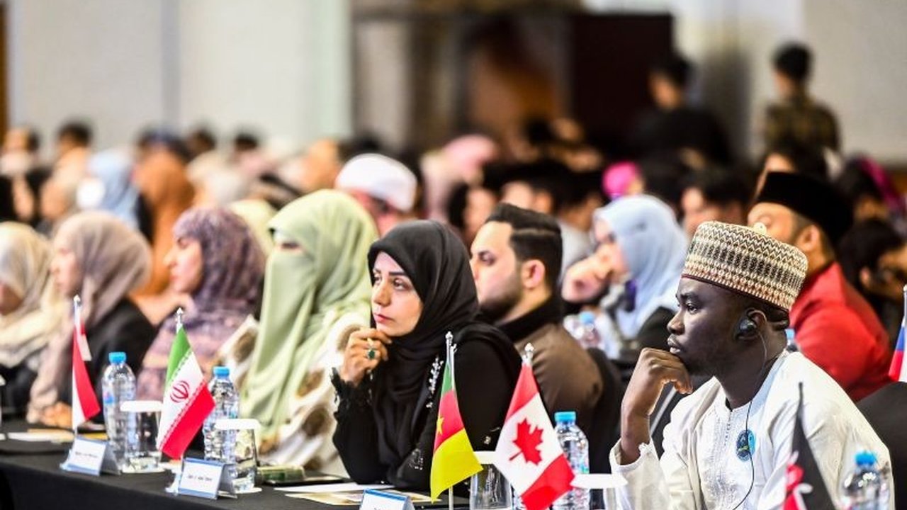 Sistem perhakiman Musabaqah Tilawatil Quran (MTQ) Indonesia, yang detail dan berbasis ilmu pengetahuan, menjadi contoh bagi negara lain seperti Iran, Irak, dan Malaysia dalam proses penilaiannya.