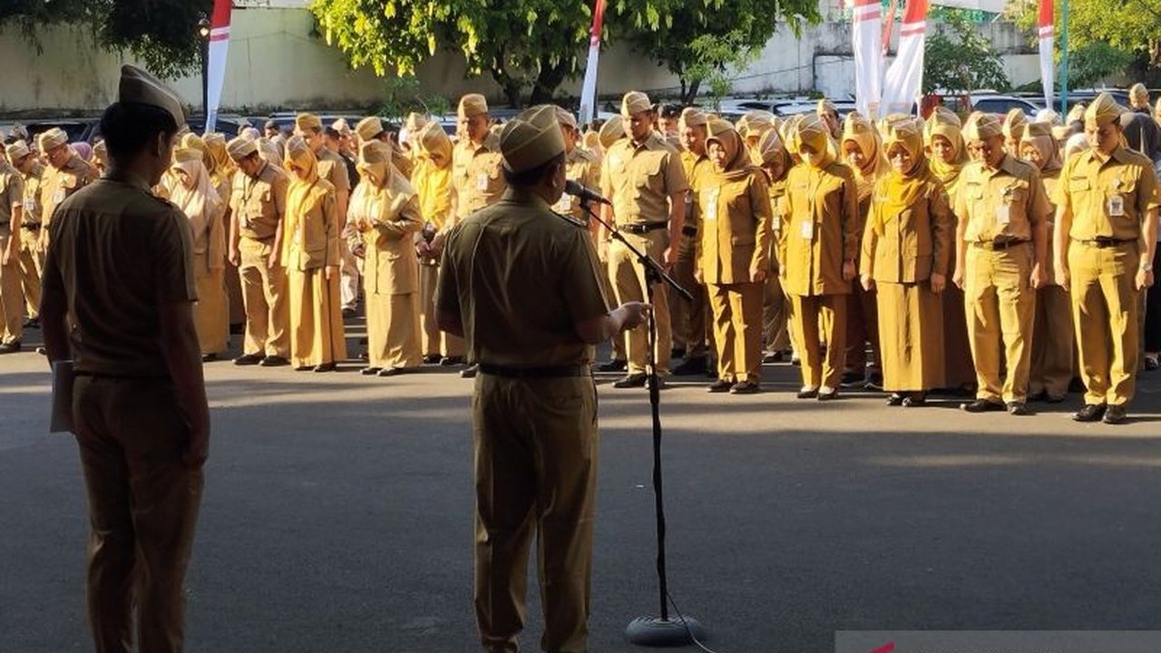Pemerintah Kabupaten Kudus berhasil menurunkan angka perceraian ASN melalui program mediasi, mengurangi 7 pengajuan perceraian dari total 12 pengajuan pada tahun 2024.