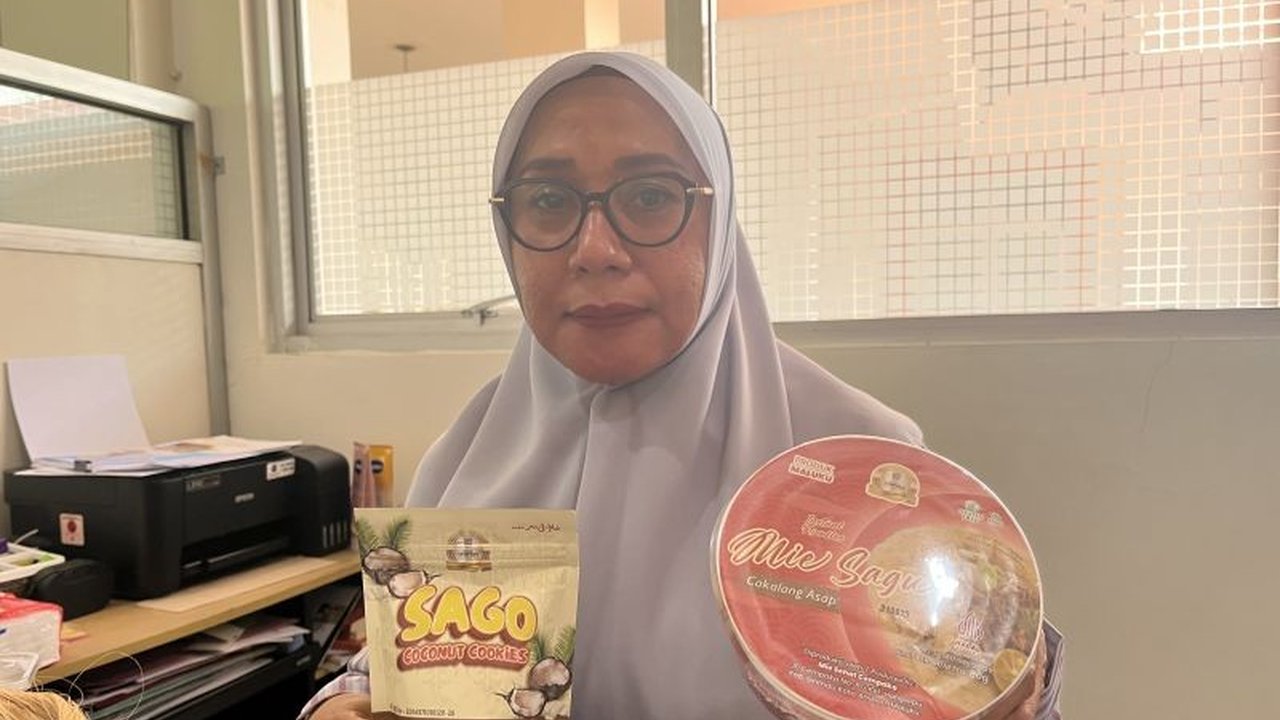 Pemerintah Provinsi Maluku melalui Disperindag mendampingi 5 IKM lokal untuk mempersiapkan ekspor produk unggulan mereka ke pasar internasional pada tahun 2025, meliputi mie sagu, minyak kayu putih, dan lainnya.