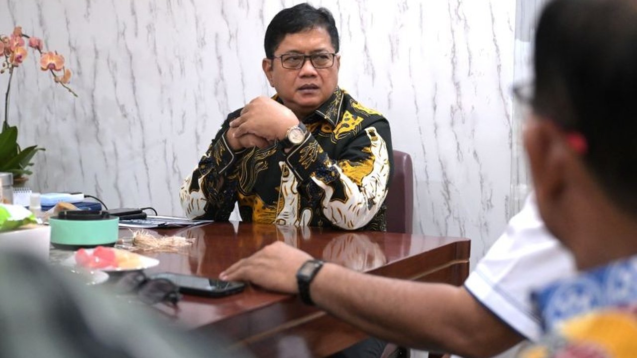 Wakil Menteri Transmigrasi (Wamentrans) melihat potensi besar area transmigrasi untuk meningkatkan produksi daging dan susu nasional, guna mencapai swasembada dan mendukung program makan bergizi gratis.