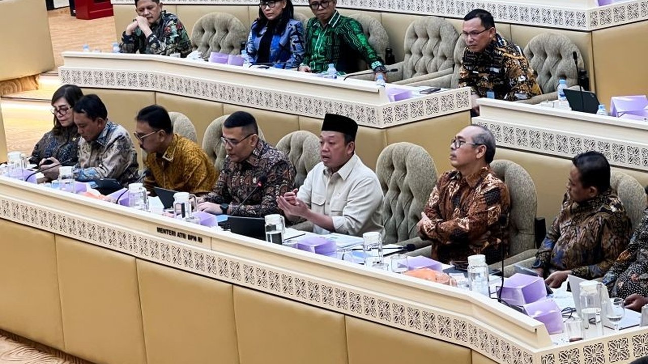 Menteri ATR/BPN Nusron Wahid menyatakan belum ditemukannya sertifikat untuk pagar laut di Proyek Strategis Nasional (PSN) Mauk Barat, Tangerang, meskipun telah dilakukan pemeriksaan di 16 desa.