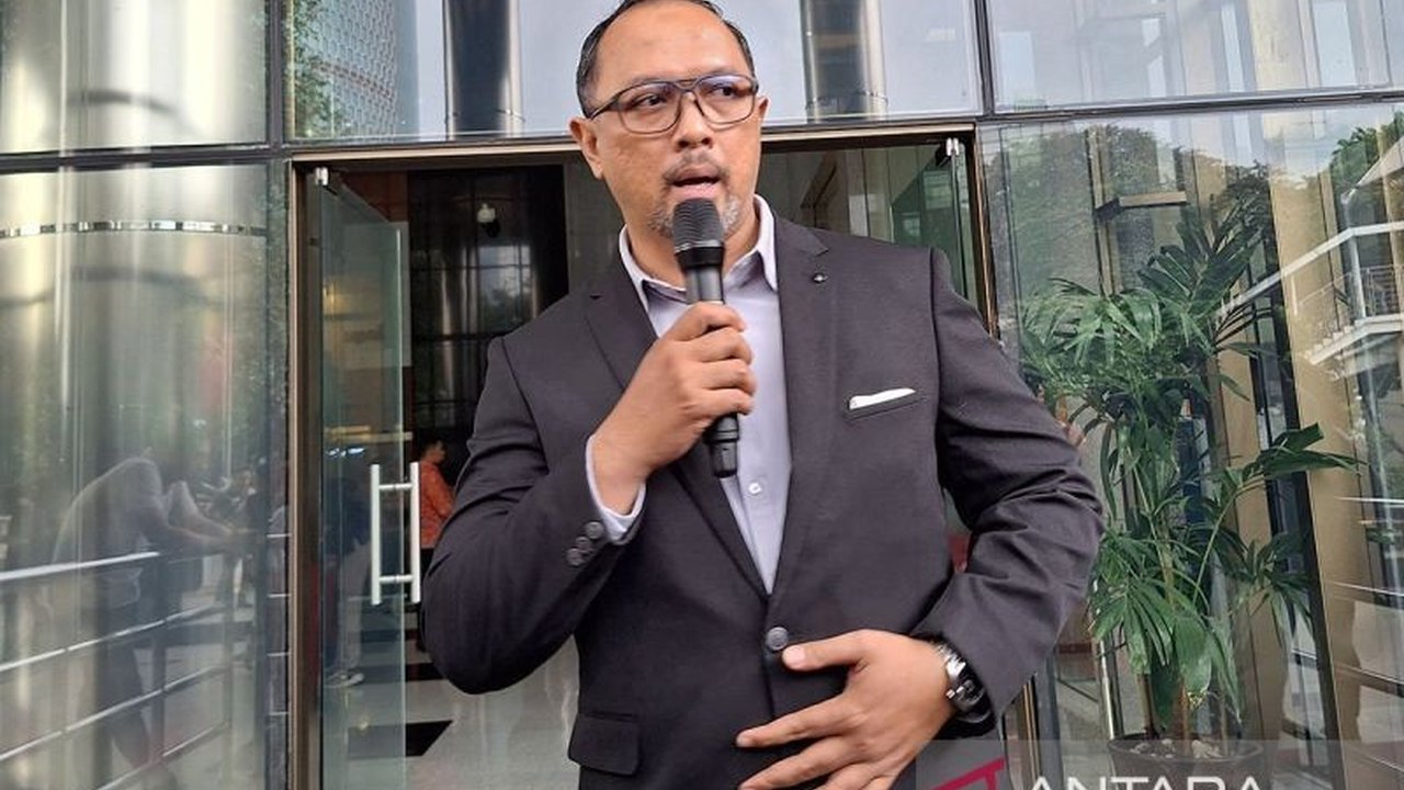 Berita hukum terkini meliputi upaya percepatan ekstradisi Paulus Tannos, implementasi KUHP baru yang mengubah paradigma hukum pidana, dan putusan sengketa Pilkada 2024 oleh Mahkamah Konstitusi.