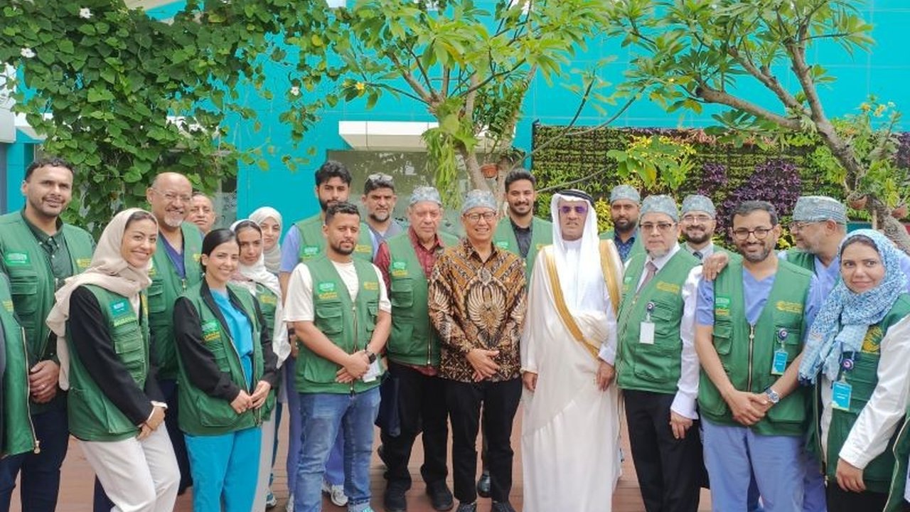 Tim medis KSRelief Raja Salman berkolaborasi dengan RSJPDHK Jakarta, menyelamatkan nyawa anak-anak Indonesia penderita penyakit jantung bawaan melalui 38 operasi dan peningkatan kapasitas dokter Indonesia.