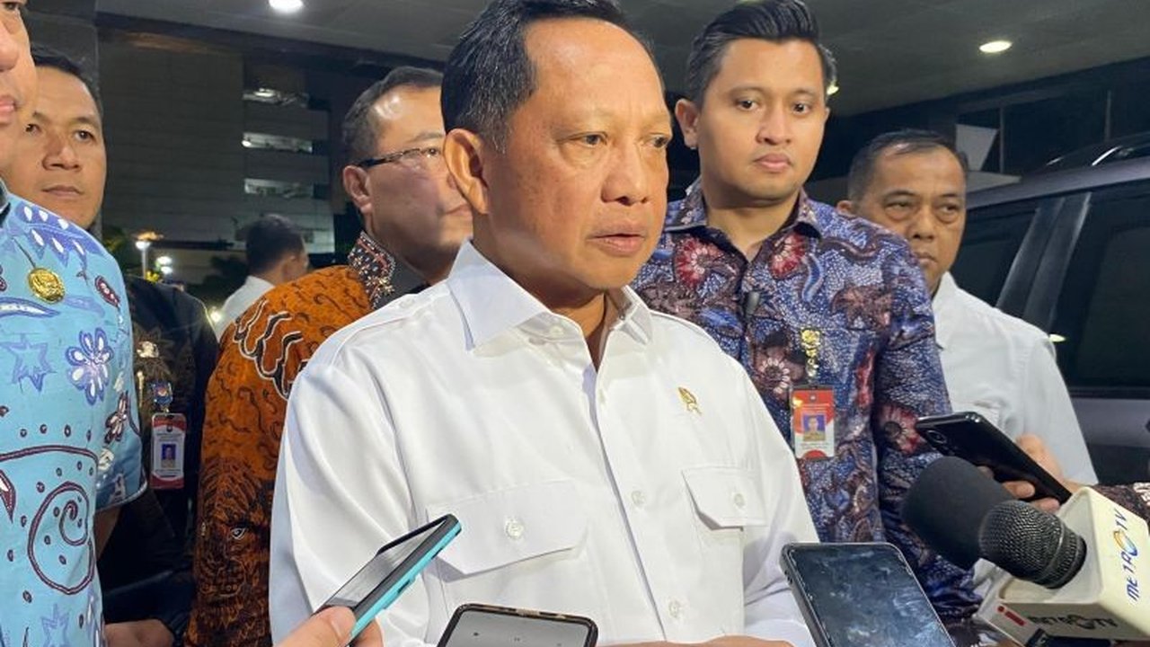 Pemerintah akan menggabungkan pelantikan kepala daerah hasil Pilkada 2024 yang tak sengketa di MK dengan yang perkaranya gugur, demi efisiensi dan percepatan kerja kepala daerah terpilih.