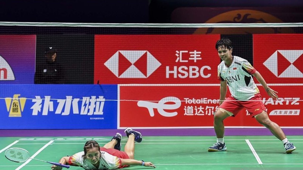 Pasangan ganda putri Indonesia, Meilysa/Rachel, optimis mempertahankan performa terbaik mereka di semifinal Thailand Masters 2025 setelah melewati babak perempat final dengan kemenangan dramatis melawan wakil Taiwan.