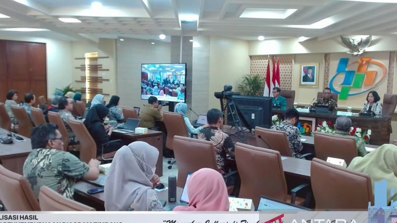 Badan Pusat Statistik (BPS) merilis data Survei Penyempurnaan Diagram Timbang Indeks Harga Perdagangan Besar (SPDT IHPB) 2023 yang mengungkap lima komoditas dengan nilai penjualan tertinggi di berbagai sektor.