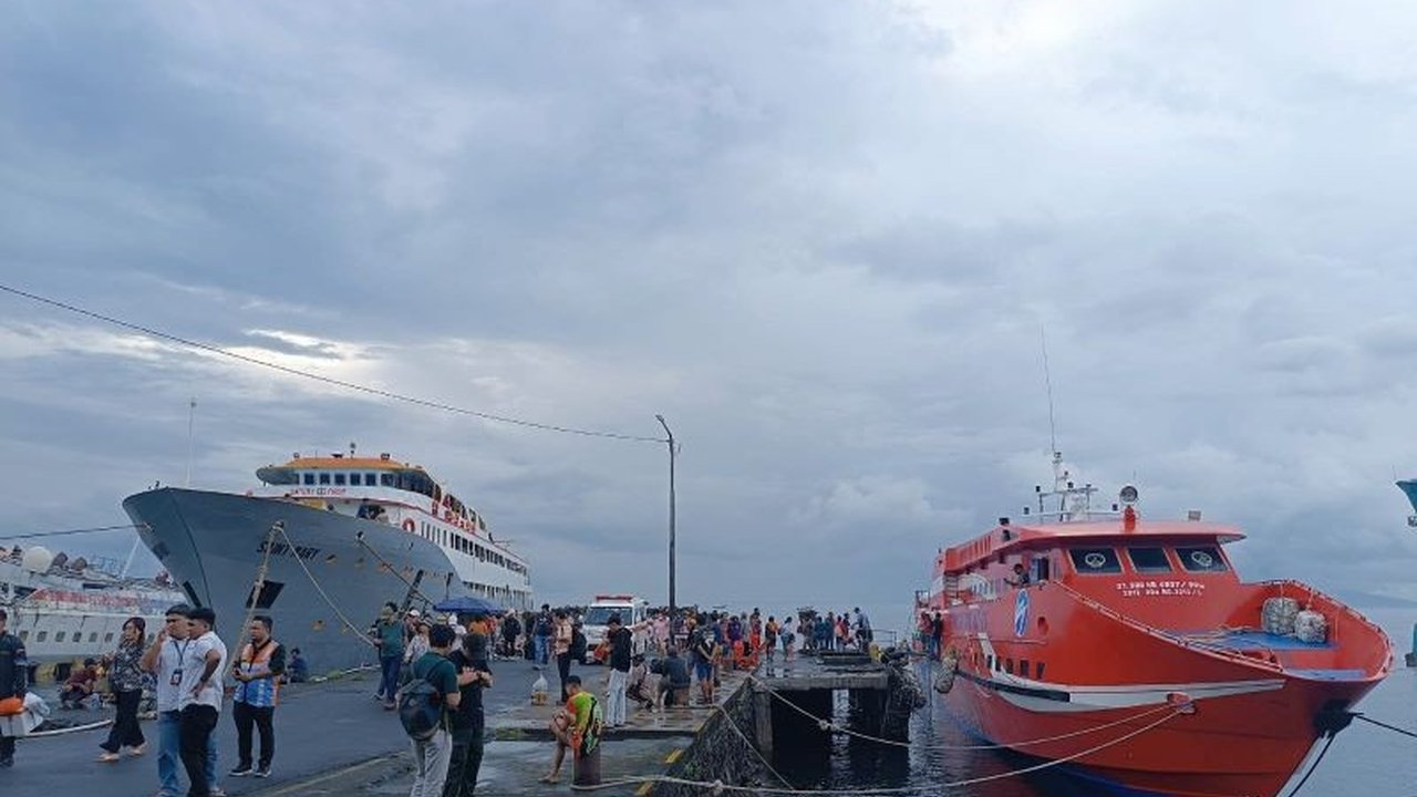 BMKG memperingatkan potensi gelombang tinggi hingga 4 meter di perairan Sulawesi Utara hingga 3 Februari 2025, terutama di Kepulauan Talaud, dengan imbauan bagi nelayan dan operator kapal untuk waspada.