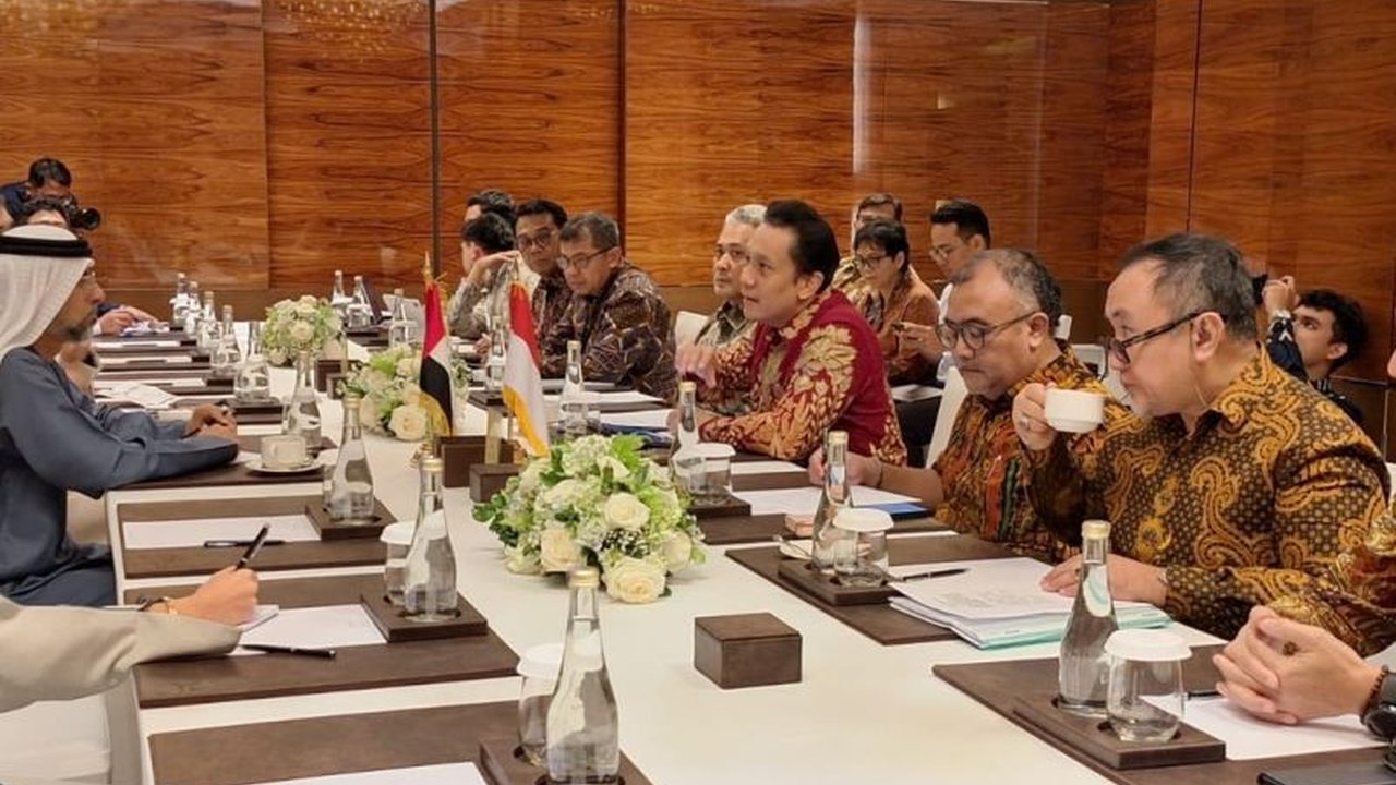 Wakil Menteri Lingkungan Hidup Indonesia bertemu dengan perwakilan UEA untuk membahas perluasan kerja sama lingkungan, fokus pada investasi infrastruktur, teknologi, dan pengelolaan sampah.