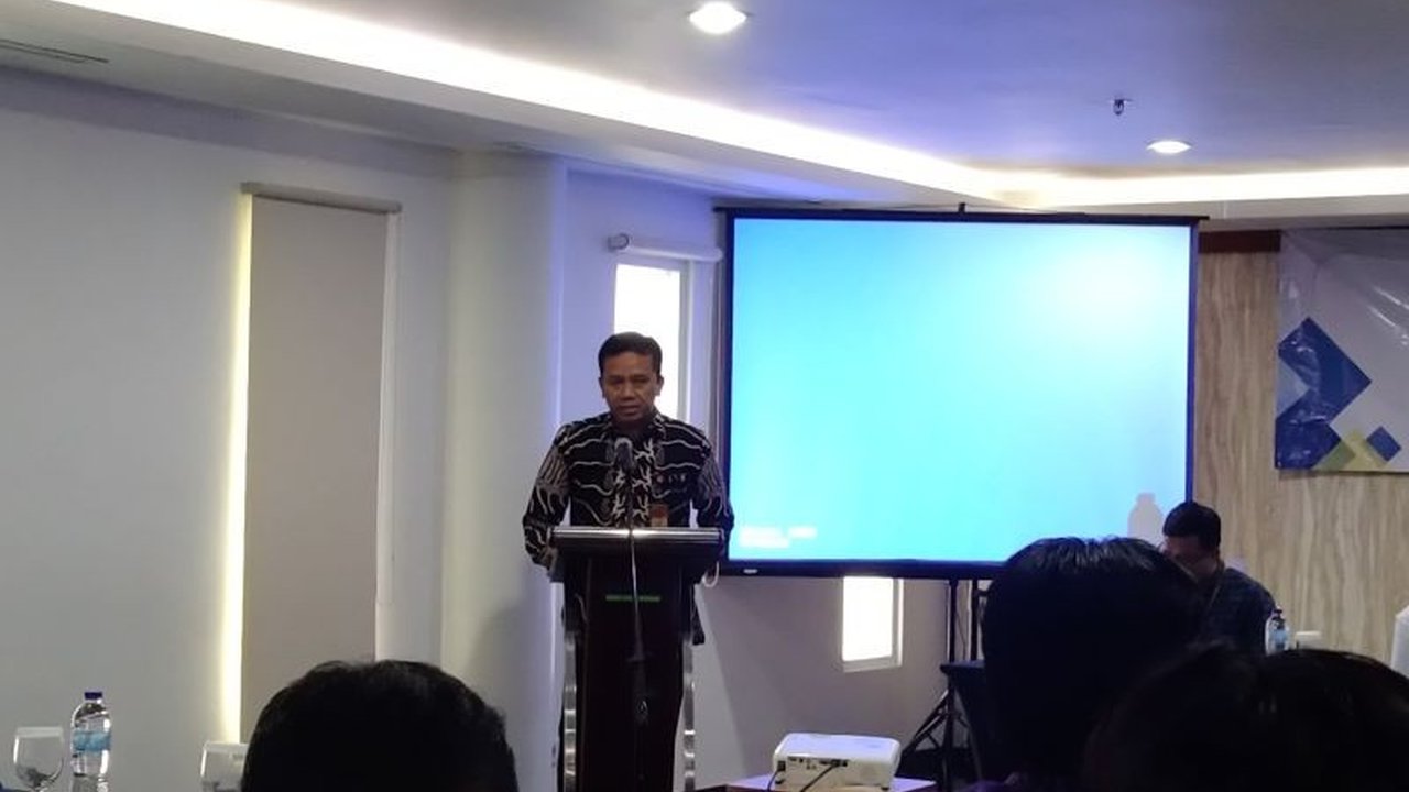 Bank Indonesia (BI) gencar mendorong digitalisasi pembayaran QRIS di Bali, menargetkan 1,1 juta pengguna pada 2025 seiring pertumbuhan pesat transaksi dan pengguna hingga triwulan III 2024.