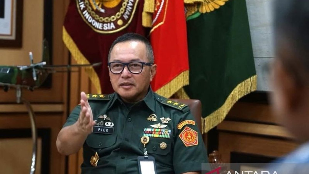 Kejuaraan Piala Bela Negara akan mempertandingkan pencak silat, taekwondo, dan karate di tujuh provinsi Indonesia, bertujuan menggelorakan semangat bela negara dan mencetak atlet berprestasi.