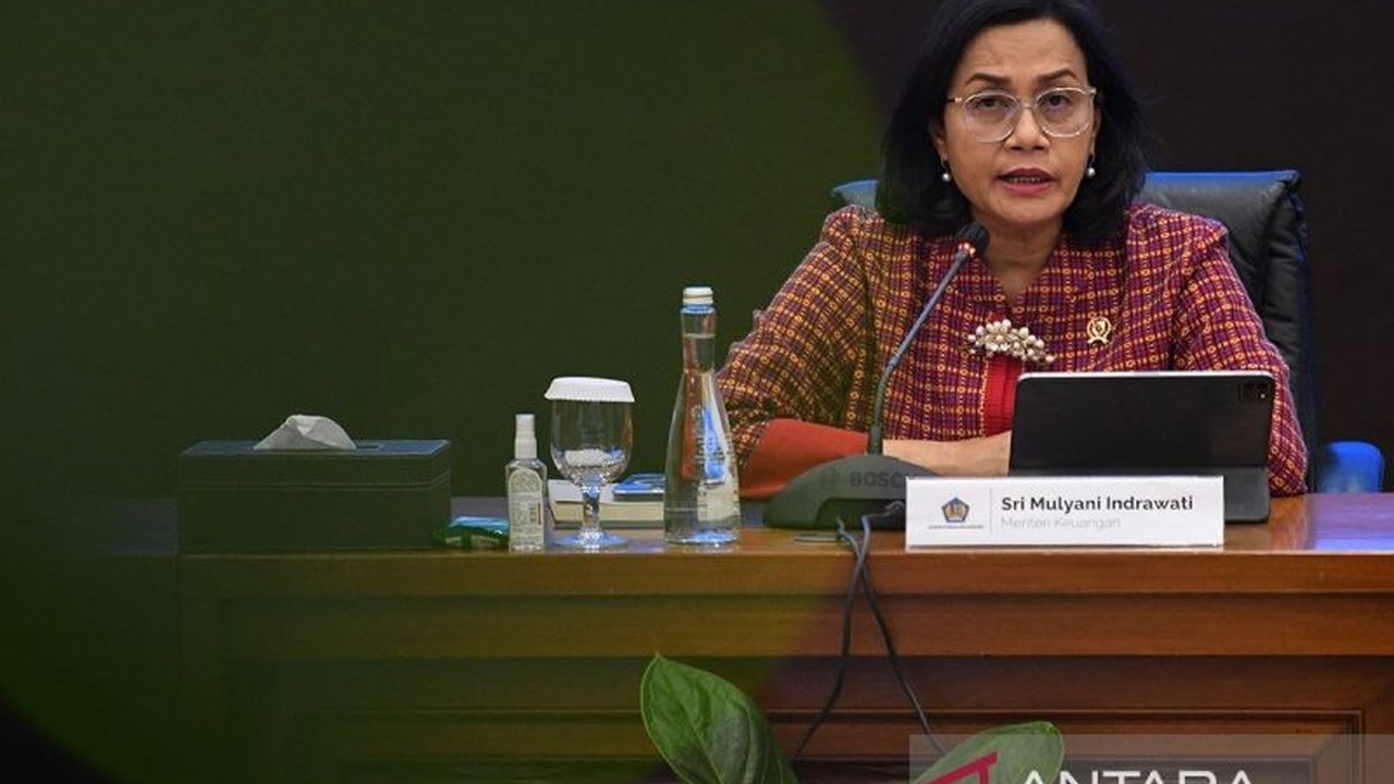 Menteri Keuangan Sri Mulyani Indrawati memberikan saran kepada Bank Dunia terkait pembaruan kerangka kerja kemitraan, menekankan pentingnya adaptasi terhadap dinamika global dan fokus pada inklusivitas serta partisipasi untuk pembangunan Indonesia.