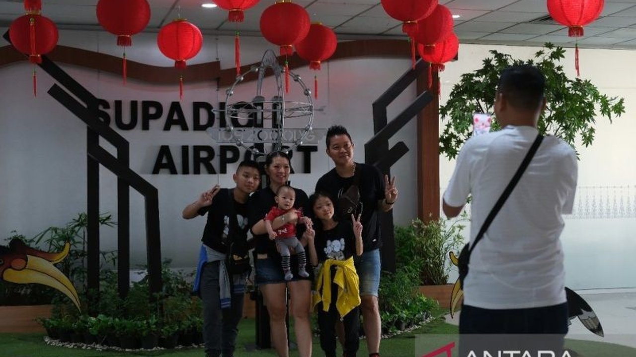 Sebanyak 6.000 penumpang pesawat tercatat melakukan perjalanan menuju Pontianak selama periode mudik Imlek 2025, dengan puncak arus balik diperkirakan terjadi setelah perayaan Cap Go Meh.