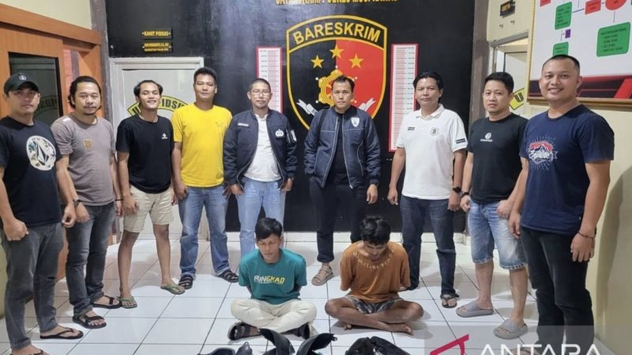 Dua pelaku pencurian sepeda motor di Kecamatan Muara Beliti, Musi Rawas, Sumatera Selatan berhasil ditangkap polisi setelah adanya laporan dari warga dan penyelidikan.