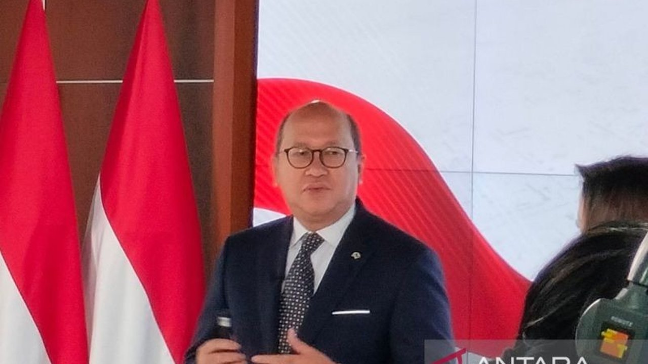 Investasi vendor Apple senilai US$1 miliar di Indonesia ditargetkan menciptakan 2.000 lapangan kerja dan mendorong peningkatan ekspor hingga 65% untuk produk AirTag, membuka peluang investasi AS lebih besar.